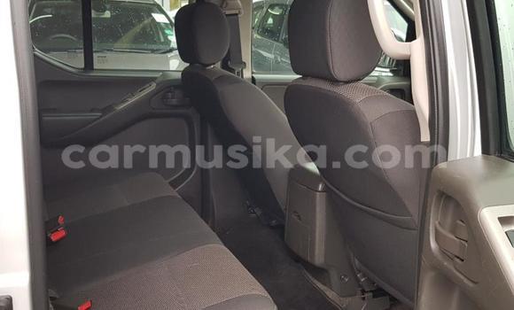 Nunua Ilio tumika Nissan Navara Fedha Gari ndani ya Harare nchini Harare Nunua Ilio tumika Nissan Navara Fedha Gari ndani ya Harare nchini Harare