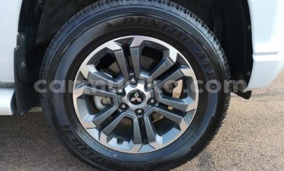 Nunua Ilio tumika Mitsubishi Frontera Fedha Gari ndani ya Harare nchini Harare Nunua Ilio tumika Mitsubishi Frontera Fedha Gari ndani ya Harare nchini Harare