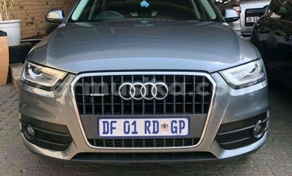 Nunua Ilio tumika Audi Q3 Fedha Gari ndani ya Beitbridge nchini Matabeleland Kusini Nunua Ilio tumika Audi Q3 Fedha Gari ndani ya Beitbridge nchini Matabeleland Kusini