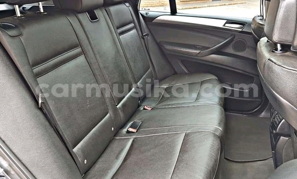 Nunua Ilio tumika BMW X5 Fedha Gari ndani ya Beitbridge nchini Matabeleland Kusini Nunua Ilio tumika BMW X5 Fedha Gari ndani ya Beitbridge nchini Matabeleland Kusini