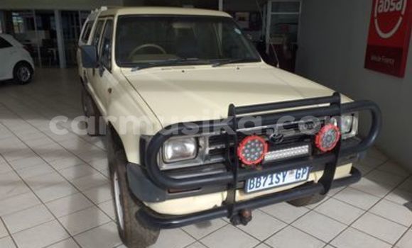 Nunua Ilio tumika Toyota Hilux Nyingine Gari ndani ya Beitbridge nchini Matabeleland Kusini Nunua Ilio tumika Toyota Hilux Nyingine Gari ndani ya Beitbridge nchini Matabeleland Kusini