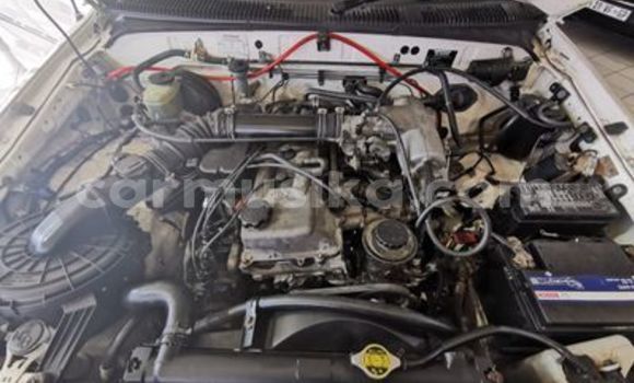 Nunua Ilio tumika Toyota Hilux Nyingine Gari ndani ya Beitbridge nchini Matabeleland Kusini Nunua Ilio tumika Toyota Hilux Nyingine Gari ndani ya Beitbridge nchini Matabeleland Kusini