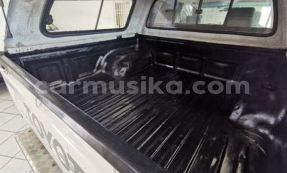 Nunua Ilio tumika Toyota Hilux Nyingine Gari ndani ya Beitbridge nchini Matabeleland Kusini Nunua Ilio tumika Toyota Hilux Nyingine Gari ndani ya Beitbridge nchini Matabeleland Kusini