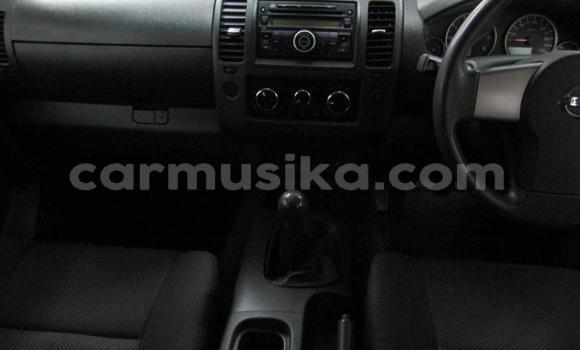 Acheter Occasion Voiture Nissan Navara Gris à Beitbridge, Matabeleland South Acheter Occasion Voiture Nissan Navara Gris à Beitbridge, Matabeleland South