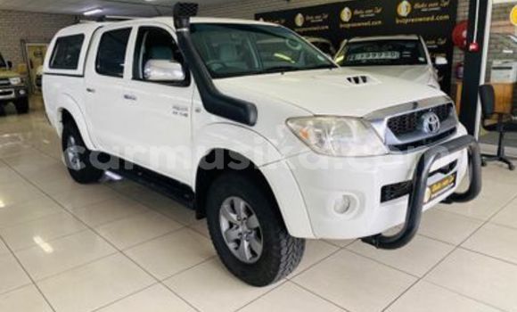 Acheter Occasion Voiture Toyota Hilux Blanc à Beitbridge, Matabeleland South