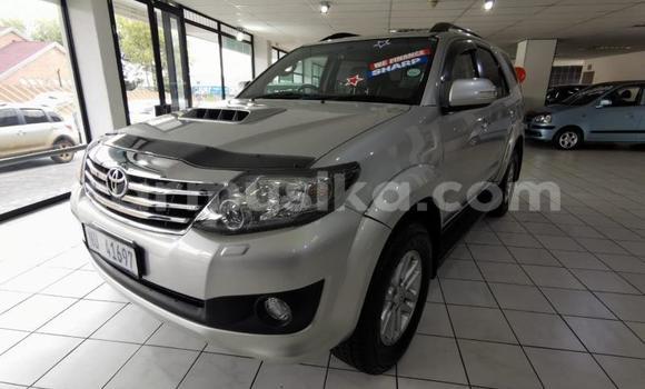 Tenga Tsaru Toyota Fortuner Sirivha Mota in Beitbridge in Matabeleland South