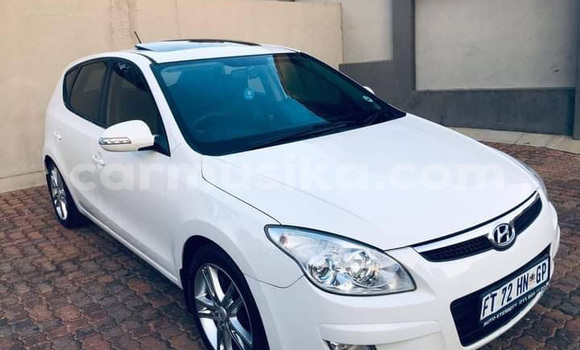 Tenga Tsaru Hyundai i30 Chena Mota in Beitbridge in Matabeleland South Tenga Tsaru Hyundai i30 Chena Mota in Beitbridge in Matabeleland South