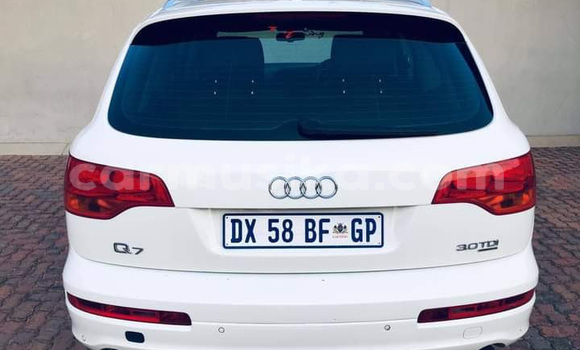 Tenga Tsaru Audi Q7 Chena Mota in Beitbridge in Matabeleland South Tenga Tsaru Audi Q7 Chena Mota in Beitbridge in Matabeleland South