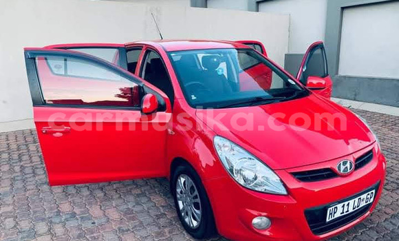 Acheter Occasion Voiture Hyundai i20 Rouge à Beitbridge, Matabeleland South Acheter Occasion Voiture Hyundai i20 Rouge à Beitbridge, Matabeleland South