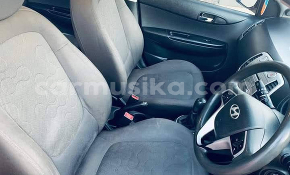 Acheter Occasion Voiture Hyundai i20 Rouge à Beitbridge, Matabeleland South Acheter Occasion Voiture Hyundai i20 Rouge à Beitbridge, Matabeleland South