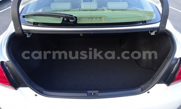 Buy Used Toyota Allion White Car in Beitbridge in Matabeleland South Buy Used Toyota Allion White Car in Beitbridge in Matabeleland South