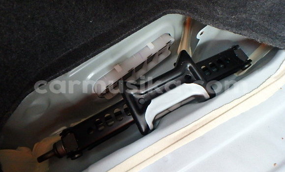 Nunua Ilio tumika Toyota Allion Nyeupe Gari ndani ya Beitbridge nchini Matabeleland Kusini Nunua Ilio tumika Toyota Allion Nyeupe Gari ndani ya Beitbridge nchini Matabeleland Kusini