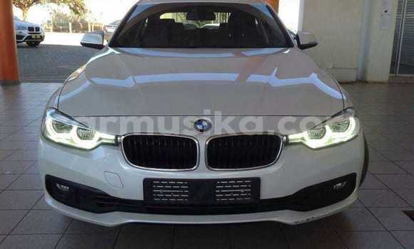 Nunua Ilio tumika BMW 3–Series Nyeupe Gari ndani ya Beitbridge nchini Matabeleland Kusini