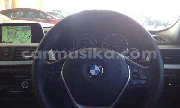 Tenga Tsaru BMW 3–Series Chena Mota in Beitbridge in Matabeleland South Tenga Tsaru BMW 3–Series Chena Mota in Beitbridge in Matabeleland South