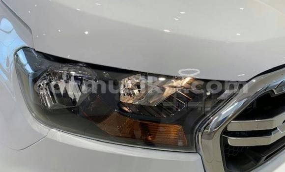 Nunua Ilio tumika Ford Ranger Nyeupe Gari ndani ya Beitbridge nchini Matabeleland Kusini Nunua Ilio tumika Ford Ranger Nyeupe Gari ndani ya Beitbridge nchini Matabeleland Kusini