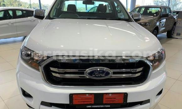 Nunua Ilio tumika Ford Ranger Nyeupe Gari ndani ya Beitbridge nchini Matabeleland Kusini Nunua Ilio tumika Ford Ranger Nyeupe Gari ndani ya Beitbridge nchini Matabeleland Kusini