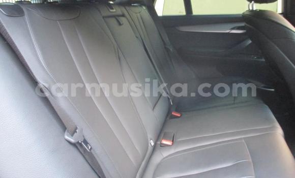 Nunua Ilio tumika BMW X6 M Nyeupe Gari ndani ya Beitbridge nchini Matabeleland Kusini Nunua Ilio tumika BMW X6 M Nyeupe Gari ndani ya Beitbridge nchini Matabeleland Kusini