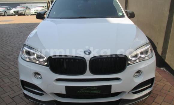 Nunua Ilio tumika BMW X6 M Nyeupe Gari ndani ya Beitbridge nchini Matabeleland Kusini Nunua Ilio tumika BMW X6 M Nyeupe Gari ndani ya Beitbridge nchini Matabeleland Kusini