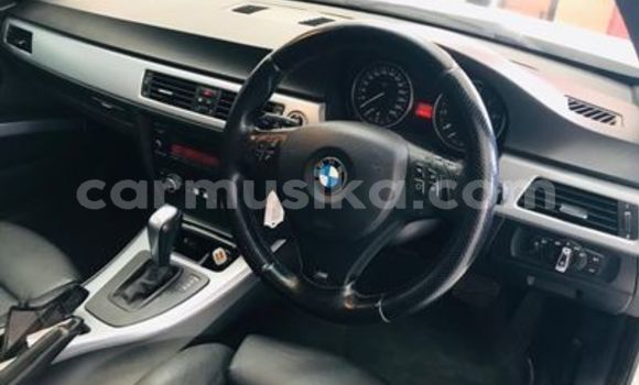 Tenga Tsaru BMW 3–Series Chena Mota in Beitbridge in Matabeleland South Tenga Tsaru BMW 3–Series Chena Mota in Beitbridge in Matabeleland South