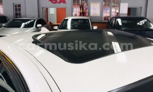 Tenga Tsaru BMW 3–Series Chena Mota in Beitbridge in Matabeleland South Tenga Tsaru BMW 3–Series Chena Mota in Beitbridge in Matabeleland South