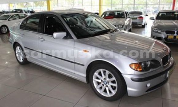 Tenga Tsaru BMW 3–Series Sirivha Mota in Beitbridge in Matabeleland South Tenga Tsaru BMW 3–Series Sirivha Mota in Beitbridge in Matabeleland South