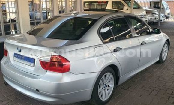Nunua Ilio tumika BMW 3–Series Fedha Gari ndani ya Beitbridge nchini Matabeleland Kusini