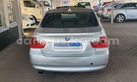 Tenga Tsaru BMW 3–Series Sirivha Mota in Beitbridge in Matabeleland South Tenga Tsaru BMW 3–Series Sirivha Mota in Beitbridge in Matabeleland South