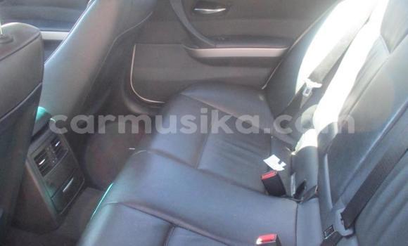 Tenga Tsaru BMW 3–Series Chena Mota in Beitbridge in Matabeleland South Tenga Tsaru BMW 3–Series Chena Mota in Beitbridge in Matabeleland South