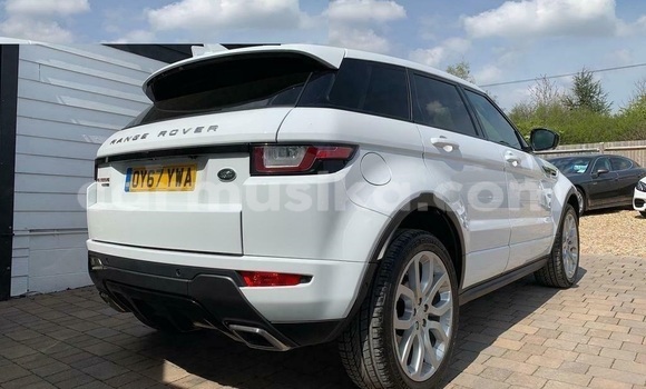 Tenga Tsaru Land Rover Range Rover Evoque Chena Mota in Harare in Harare Tenga Tsaru Land Rover Range Rover Evoque Chena Mota in Harare in Harare