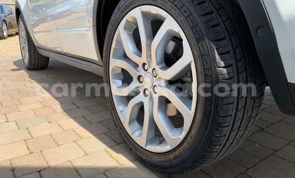 Tenga Tsaru Land Rover Range Rover Evoque Chena Mota in Harare in Harare Tenga Tsaru Land Rover Range Rover Evoque Chena Mota in Harare in Harare