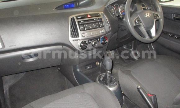 Acheter Occasion Voiture Hyundai i20 Blanc à Beitbridge, Matabeleland South Acheter Occasion Voiture Hyundai i20 Blanc à Beitbridge, Matabeleland South
