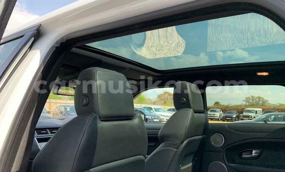 Tenga Tsaru Land Rover Range Rover Evoque Chena Mota in Harare in Harare Tenga Tsaru Land Rover Range Rover Evoque Chena Mota in Harare in Harare