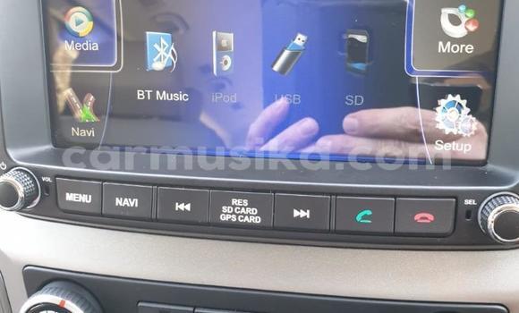 Acheter Occasion Voiture Hyundai H1 Blanc à Beitbridge, Matabeleland South Acheter Occasion Voiture Hyundai H1 Blanc à Beitbridge, Matabeleland South