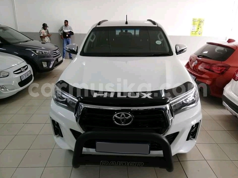 Big with watermark toyota hilux matabeleland south beitbridge 17765