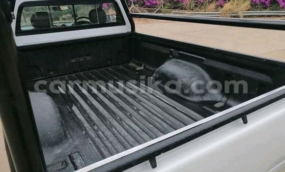 Tenga Tsaru Isuzu KB Chena Mota in Beitbridge in Matabeleland South Tenga Tsaru Isuzu KB Chena Mota in Beitbridge in Matabeleland South