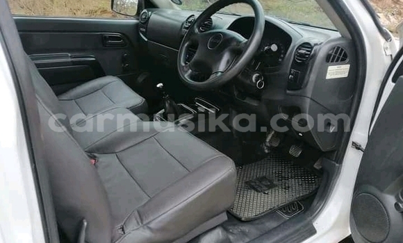 Tenga Tsaru Isuzu KB Chena Mota in Beitbridge in Matabeleland South Tenga Tsaru Isuzu KB Chena Mota in Beitbridge in Matabeleland South