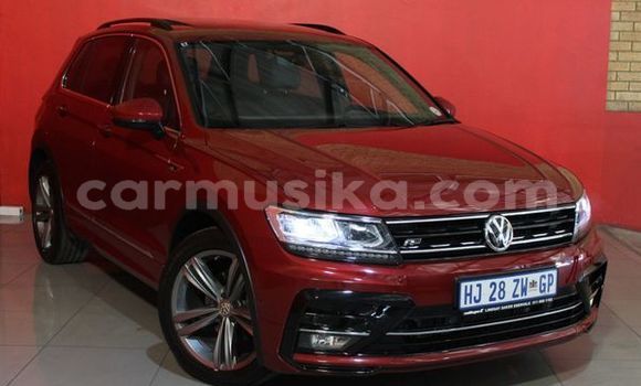 Acheter Occasion Voiture Volkswagen Tiguan Rouge à Beitbridge, Matabeleland South