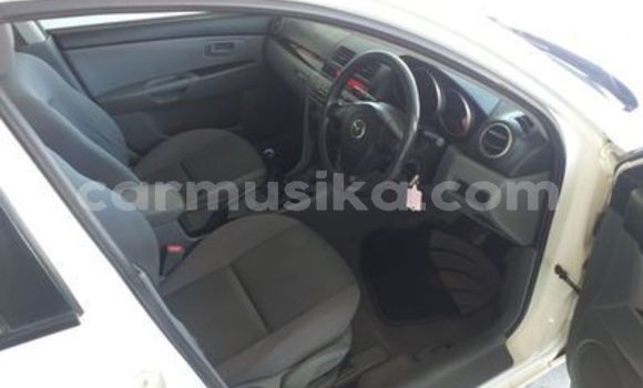 Nunua Ilio tumika Mazda 3 Nyeupe Gari ndani ya Beitbridge nchini Matabeleland Kusini Nunua Ilio tumika Mazda 3 Nyeupe Gari ndani ya Beitbridge nchini Matabeleland Kusini