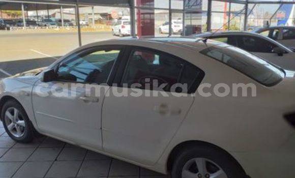 Nunua Ilio tumika Mazda 3 Nyeupe Gari ndani ya Beitbridge nchini Matabeleland Kusini Nunua Ilio tumika Mazda 3 Nyeupe Gari ndani ya Beitbridge nchini Matabeleland Kusini