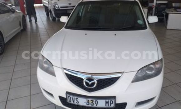 Nunua Ilio tumika Mazda 3 Nyeupe Gari ndani ya Beitbridge nchini Matabeleland Kusini Nunua Ilio tumika Mazda 3 Nyeupe Gari ndani ya Beitbridge nchini Matabeleland Kusini