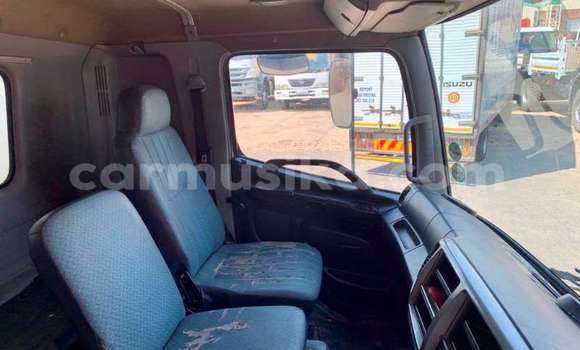 Nunua Ilio tumika Hino 300 Series Nyingine Lori ndani ya Beitbridge nchini Matabeleland Kusini Nunua Ilio tumika Hino 300 Series Nyingine Lori ndani ya Beitbridge nchini Matabeleland Kusini