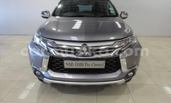 Acheter Occasion Voiture Mitsubishi Pajero Autre à Beitbridge, Matabeleland South Acheter Occasion Voiture Mitsubishi Pajero Autre à Beitbridge, Matabeleland South