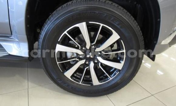 Acheter Occasion Voiture Mitsubishi Pajero Autre à Beitbridge, Matabeleland South Acheter Occasion Voiture Mitsubishi Pajero Autre à Beitbridge, Matabeleland South