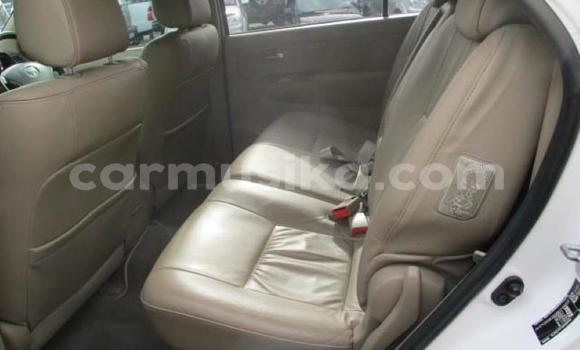 Acheter Occasion Voiture Toyota Fortuner Blanc à Beitbridge, Matabeleland South Acheter Occasion Voiture Toyota Fortuner Blanc à Beitbridge, Matabeleland South