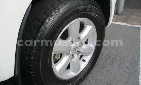 Acheter Occasion Voiture Toyota Fortuner Blanc à Beitbridge, Matabeleland South Acheter Occasion Voiture Toyota Fortuner Blanc à Beitbridge, Matabeleland South