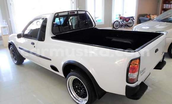 Acheter Occasion Voiture Ford Escort Blanc à Beitbridge, Matabeleland South Acheter Occasion Voiture Ford Escort Blanc à Beitbridge, Matabeleland South