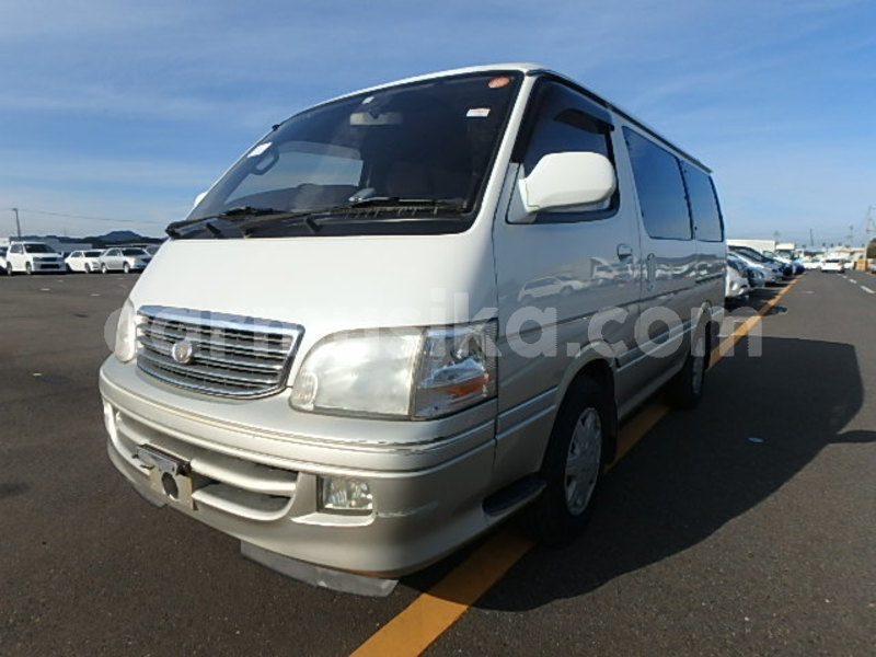 Big with watermark toyota hiace matabeleland south beitbridge 17801