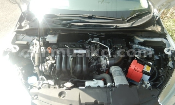 Acheter Occasion Voiture Honda Grace Blanc à Beitbridge, Matabeleland South Acheter Occasion Voiture Honda Grace Blanc à Beitbridge, Matabeleland South