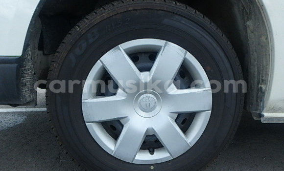 Nunua Ilio tumika Toyota Hiace Nyeupe Gari ndani ya Beitbridge nchini Matabeleland Kusini Nunua Ilio tumika Toyota Hiace Nyeupe Gari ndani ya Beitbridge nchini Matabeleland Kusini