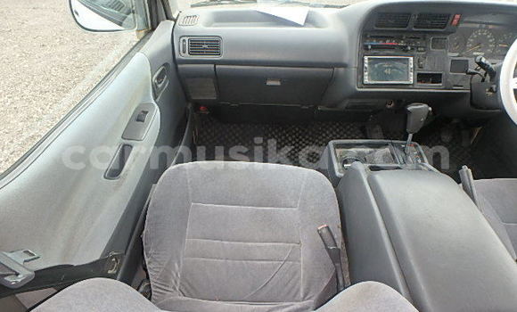 Tenga Tsaru Toyota Hiace Zvimwe Mota in Beitbridge in Matabeleland South Tenga Tsaru Toyota Hiace Zvimwe Mota in Beitbridge in Matabeleland South